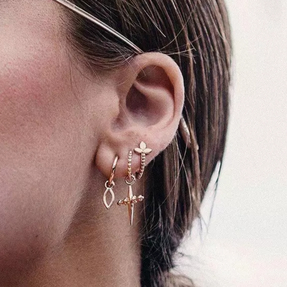 Stylish Gold Punk Earring Set